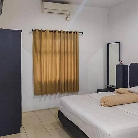 Hotel Graha Ht Sumantri Mitra Reddoorz Tasikmalaya Exterior foto