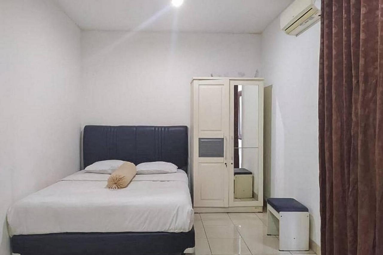 Hotel Graha Ht Sumantri Mitra Reddoorz Tasikmalaya Exterior foto